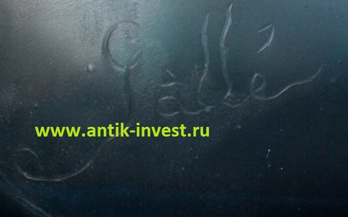 ваза с синими хризантемами подпись Франция. Лотарингия. Нанси, Фирма Галле, 1900–1904