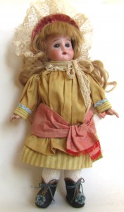 старинная антикварная кукла Recknagel doll 25 cm купить старинную антикварную фарфоровую куклу