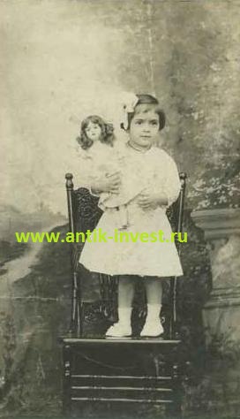 1900 фото девочка с куклой