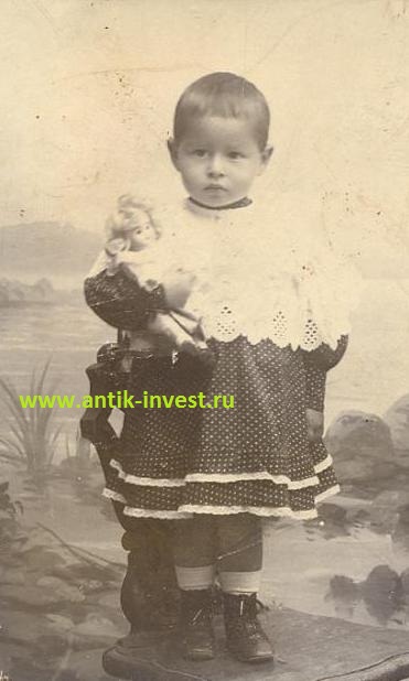 мальчик с куклой старинное фото