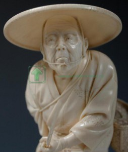 фигурка резьба по кости, Япония эпоха Мейдзи Meiji